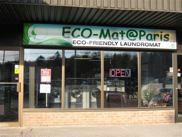 Paris Plaza Lägenhet Elliot Lake Exteriör bild